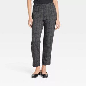 A New Day Women's High-Rise Tapered Ankle Knit Pull-On Pants in Charcoal Plaid
